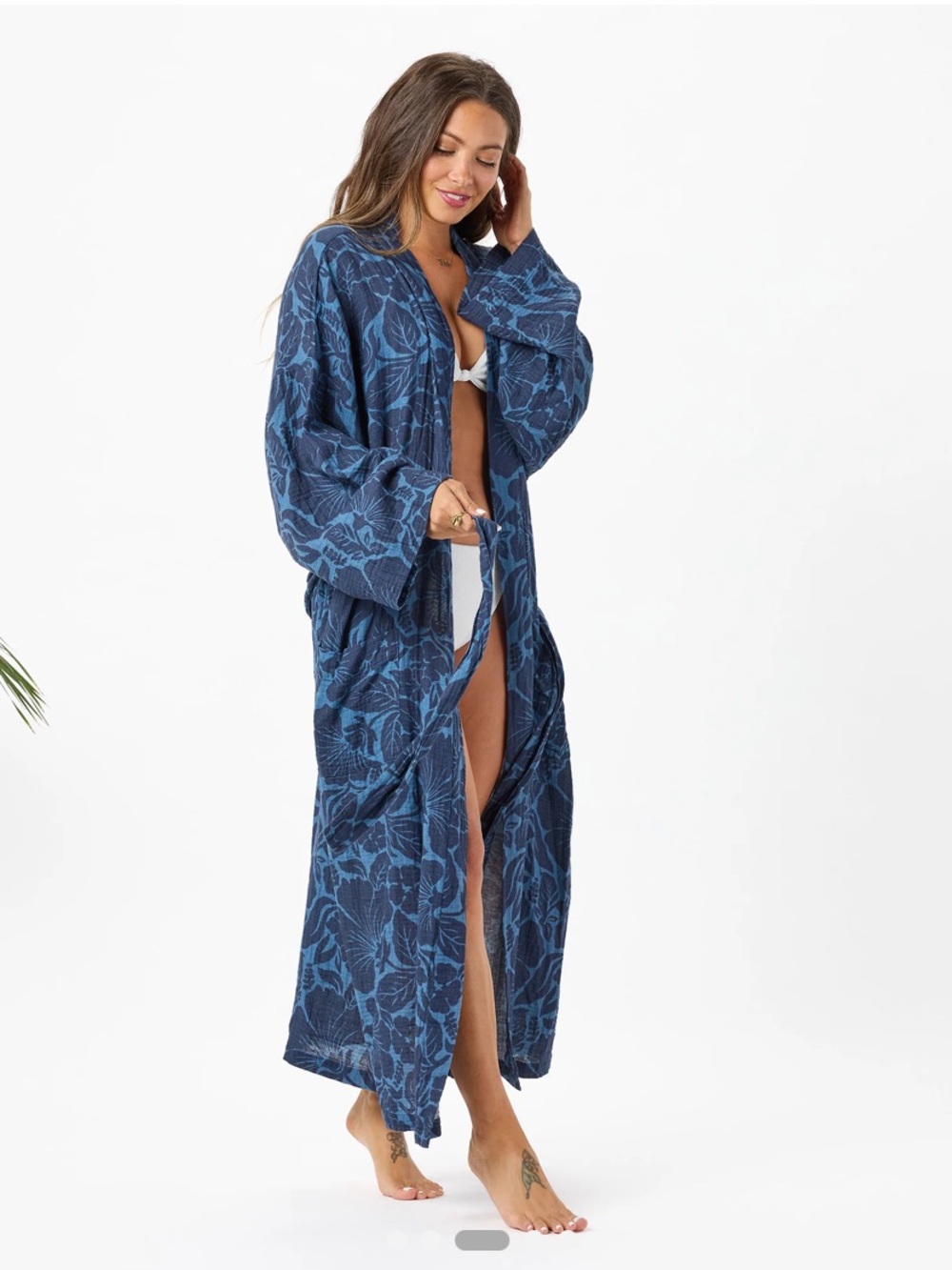 Aloha Collection Staycation Robe Heipua - Picture 4 of 9
